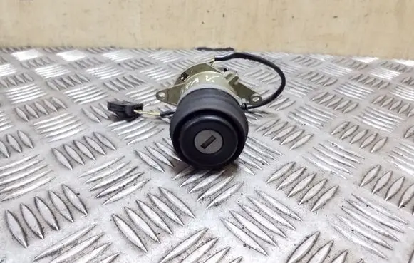 Audi A6 S6 C4 4A Tailgate exterior lock 4A9862022