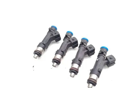 Opel Zafira C Fuel injectors set 0280158205