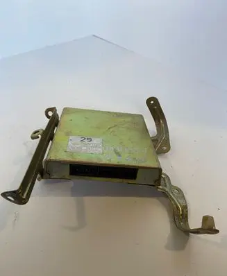 Nissan Primera Engine control unit/module 2260461J01 EDCN80