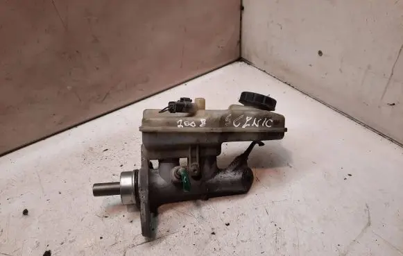 Renault Scenic II - Grand scenic II Master brake cylinder 32067111