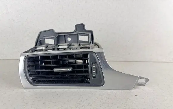 Audi A7 S7 4G Dashboard side air vent grill/cover trim 4G1820901