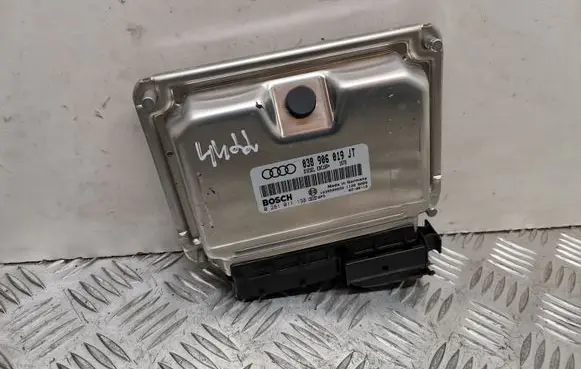 Audi A4 S4 B6 8E 8H Engine control unit/module 038906019JT