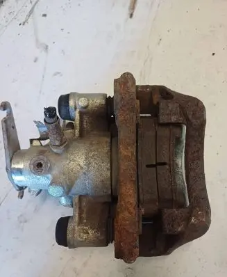 Iveco Daily 35 - 40.10 Rear brake caliper