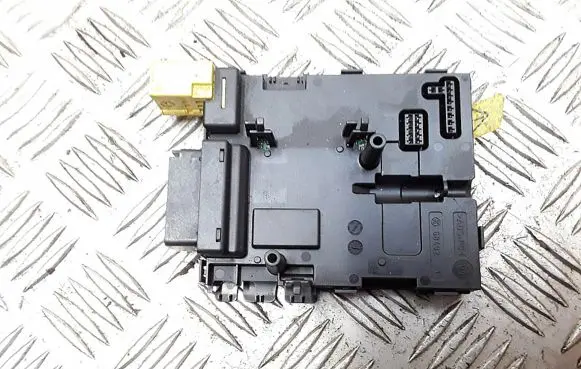 Volkswagen PASSAT B6 Engine control unit/module 3c0953549b