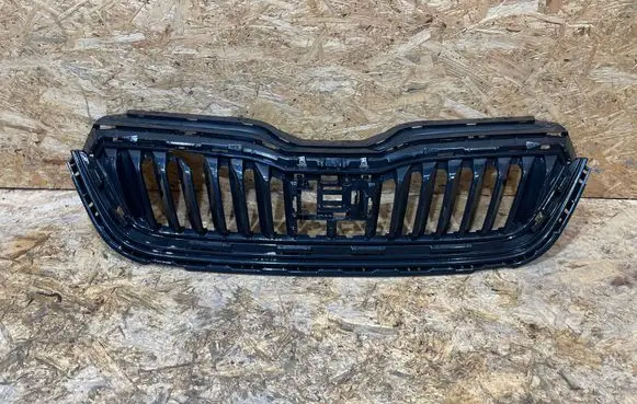 Skoda Scala Front bumper upper radiator grill 657853653 S2505S007-M