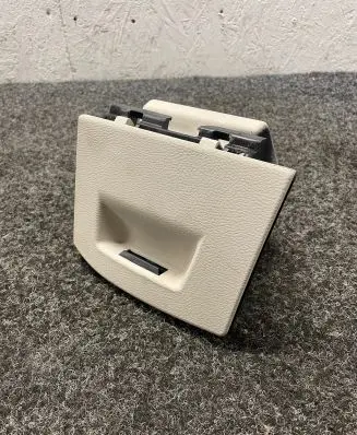 BMW X6 F16 Dashboard storage box/compartment 9270608