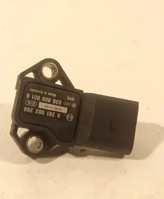 Volkswagen Golf VI Air pressure sensor 038906051B 0281002399 43052AG8