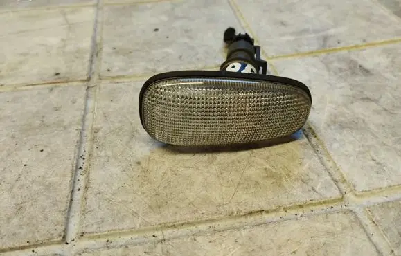 Opel Zafira A Front fender indicator light