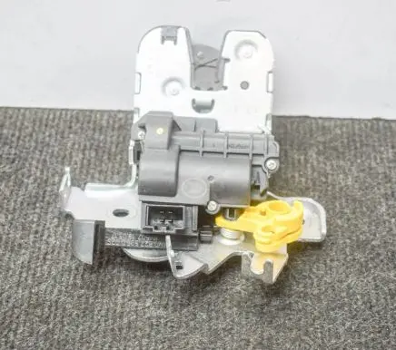 Audi A5 Tailgate/trunk/boot lock/catch/latch 4M0827506D