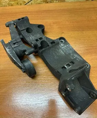 Volkswagen Golf V Generator/alternator bracket 045903143