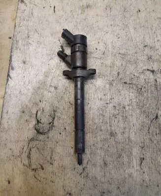 Ford Focus C-MAX Fuel injector 0445110188 8306