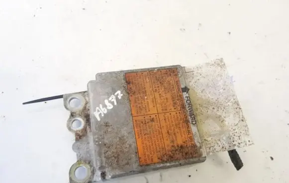 Nissan X-Trail T30 Airbag control unit/module 988209h600