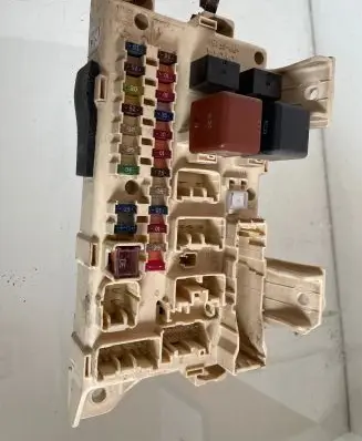 Toyota Avensis Verso Fuse box set 8922144030