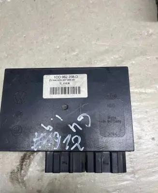 Volkswagen Golf IV Comfort/convenience module 1DK0079550D 5ZA00795300