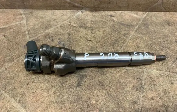 BMW 3 F30 F35 F31 Fuel injector 8514146