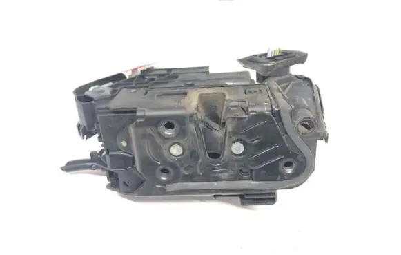Skoda Fabia Mk3 (NJ) Front door lock 5TB837016A