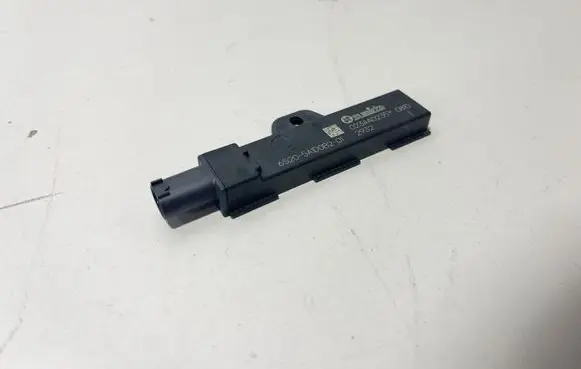 BMW X6 G06 Keyless system antenna 5A1D0B2