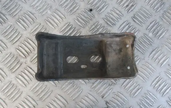Iveco Daily 6th gen Engine mounting bracket