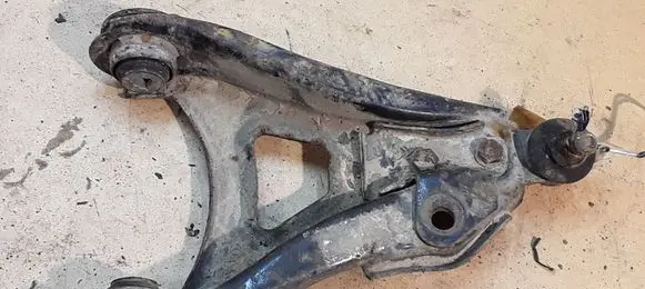 Renault Kangoo I Front lower control arm/wishbone