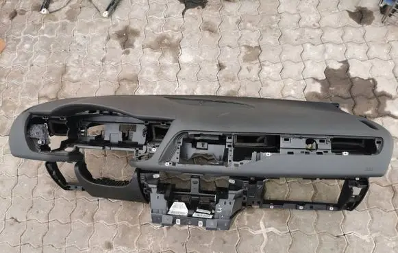 Citroen C5 Dashboard 96821775ZD 3T1010130827