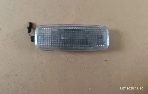 Audi A6 S6 C6 4F Other interior light 4D0947105A 4E0947105