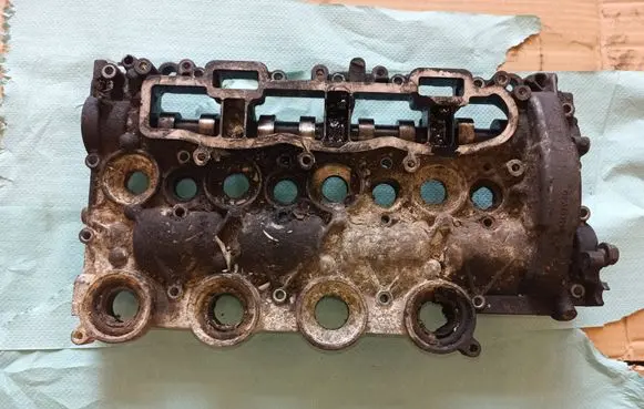 Citroen C4 I Camshaft 9644994680