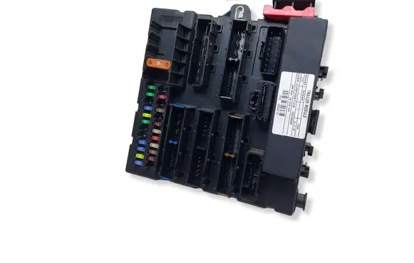 Opel Vectra C Fuse box set 13205777KASACJ 13205777
