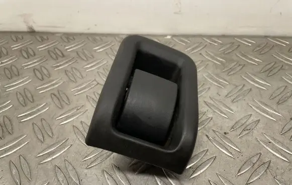 Volvo S80 Engine bonnet (hood) release handle 30779851
