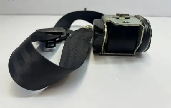 Volkswagen Jetta V Front seatbelt 605054401A