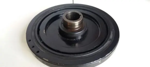 Mercedes-Benz ML W163 Crankshaft pulley