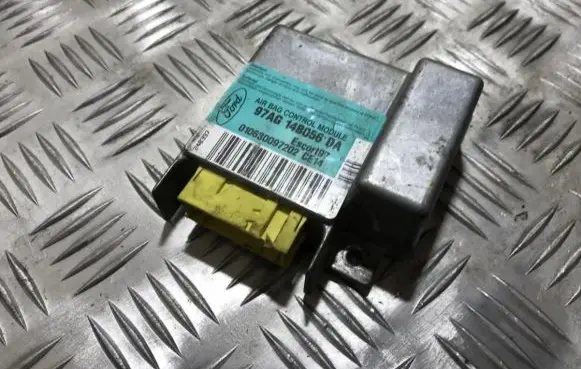 Ford Escort Airbag control unit/module 97ag14b056da 010630097202