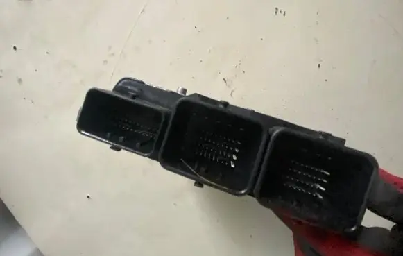 Ford Focus Other control units/modules BV6112A650AGF 97RI010012 28340162