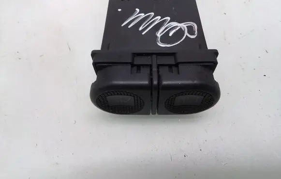 Ford Galaxy Windscreen/window heater switch