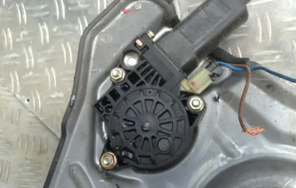 Rear door window regulator motor