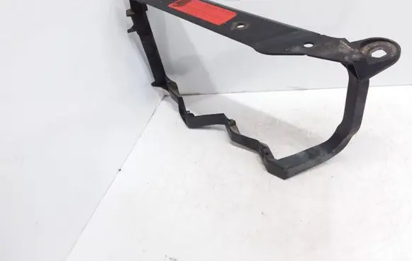 Audi A8 S8 D2 4D Headlight/headlamp mounting bracket 4D0805855
