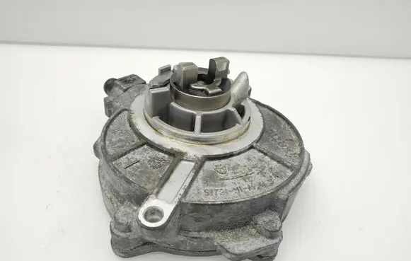 Audi A6 S6 C7 4G Vacuum pump ST732M5A