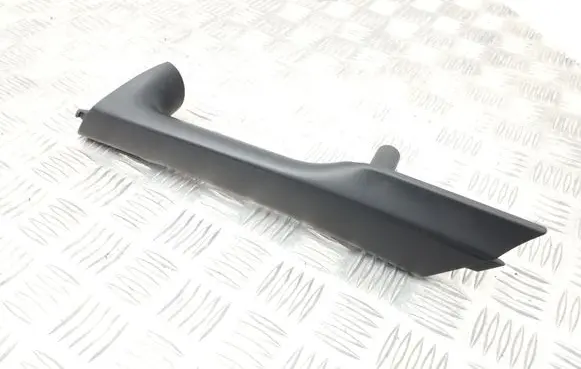 Volkswagen Tiguan Rear door handle trim 5N0867180D