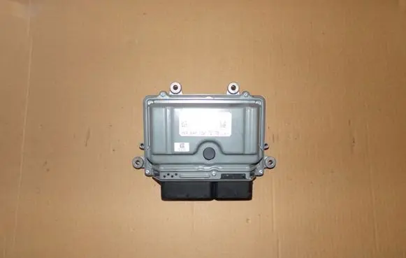 Mercedes-Benz A W169 Engine control unit/module 0281013022
