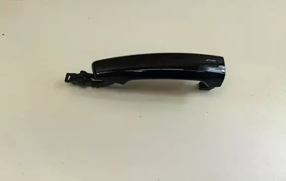 Audi A3 S3 8V Front door exterior handle 8V0837205A LY9B