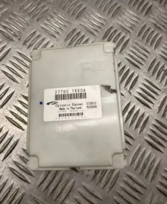 Nissan Juke I F15 Air conditioner control unit module 277601KK0A 110211
