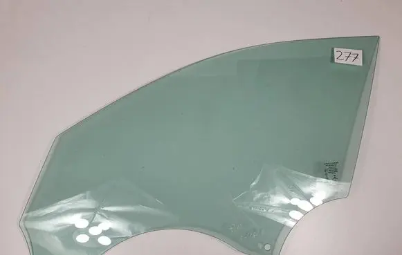 Jaguar F-Pace Front door window glass four-door 43R011582