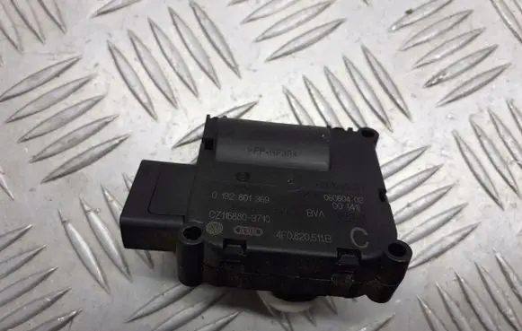 Audi A6 S6 C6 4F A/C air flow flap actuator/motor 0132801369