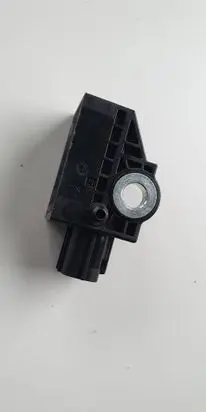 Honda CR-V Airbag deployment crash/impact sensor