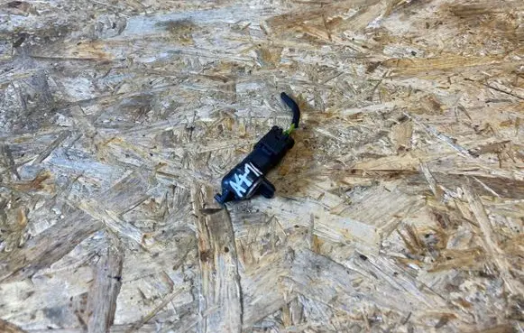 Volvo XC60 Airbag deployment crash/impact sensor 31476275
