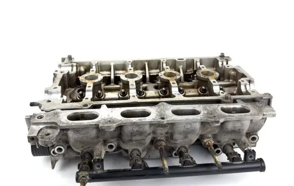 Renault Megane II Engine head 8200307580F 8200307580F0
