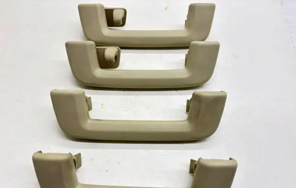 Volvo S80 A set of handles for the ceiling 