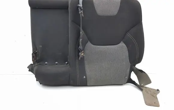 Jeep Cherokee Rear seat 