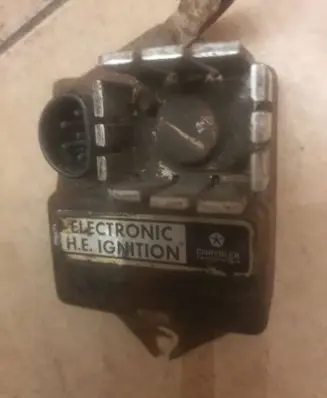 Chrysler Voyager Ignition amplifier control unit 5206390