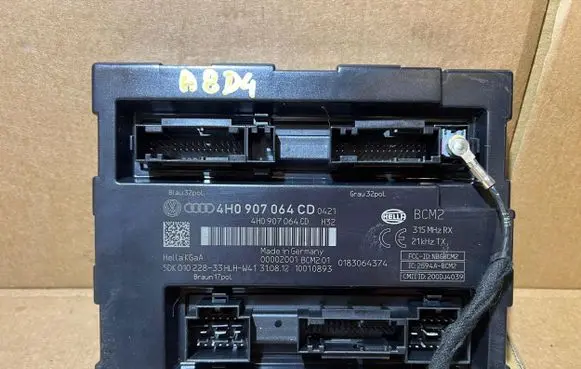 Audi A8 S8 D4 4H Comfort/convenience module