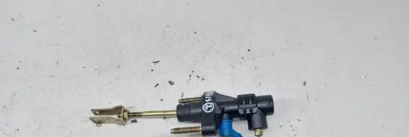 Clutch slave cylinder